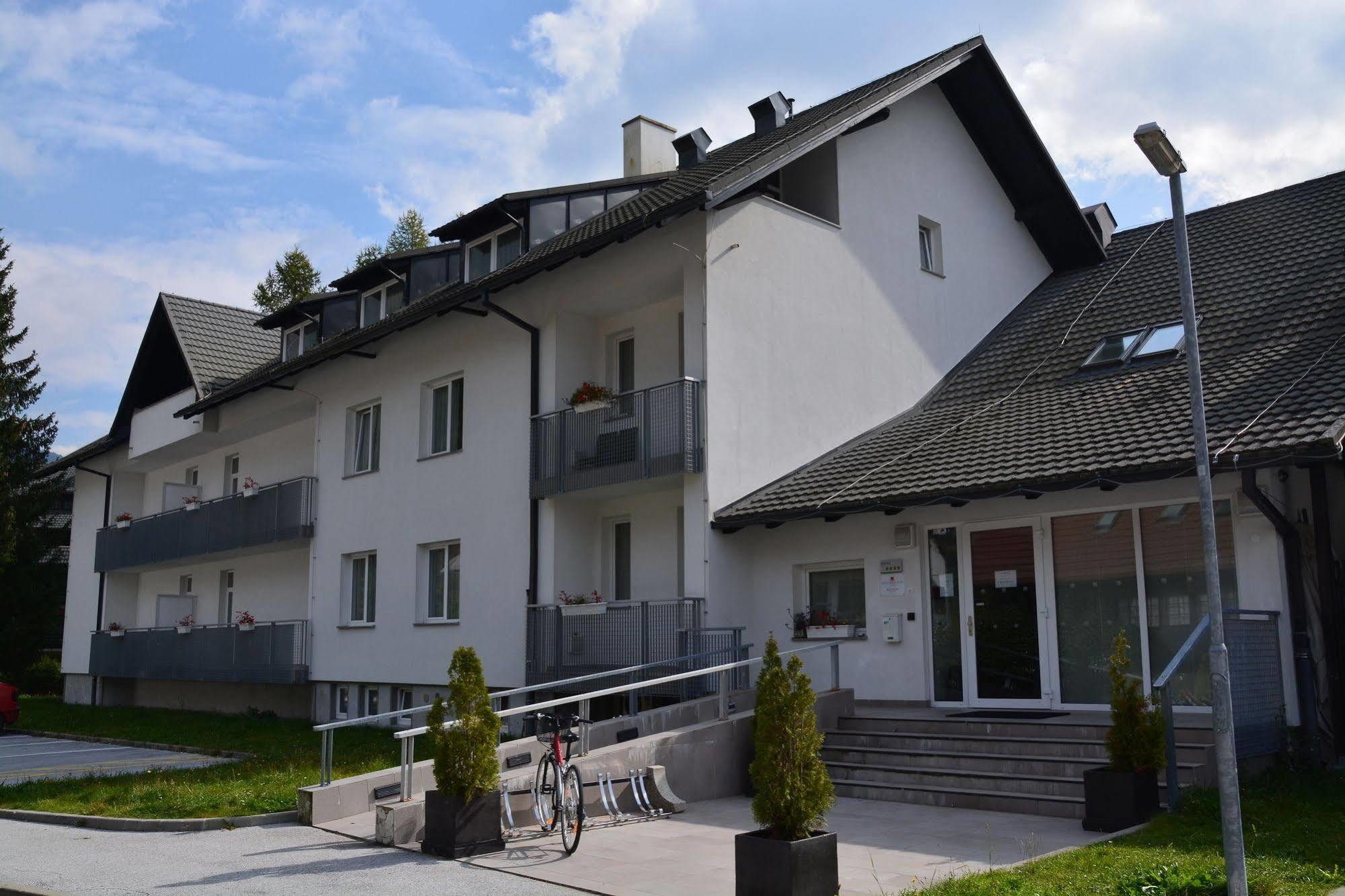 Apartmaji Klass Kranjska Gora Luaran gambar